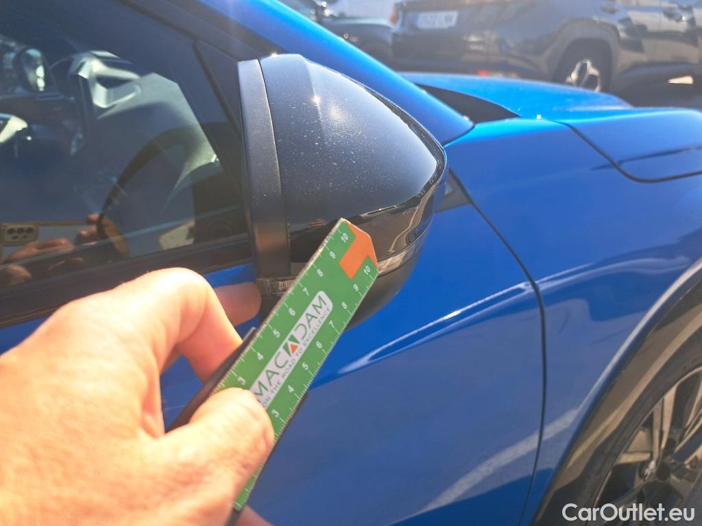  Peugeot  208 PEUGEOT  / 2019 / 5P / berlina con portón PureTech 96kW (130CV) EAT8 GT Pack #23