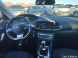  Peugeot  308 PEUGEOT  / 2017 / 5P / berlina con portón 5p Style BlueHDi 130 S&S #3