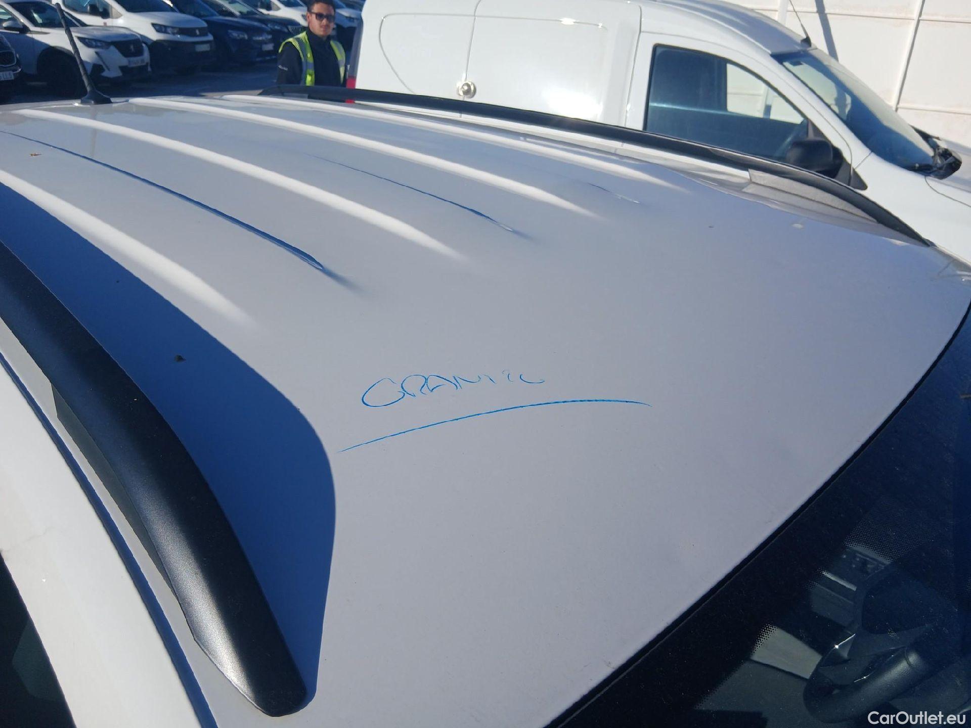  Seat  Arona SEAT  / 2017 / 5P / todoterreno 1.0 TSI 70kW (95CV) Style Edition Eco (CX) #43