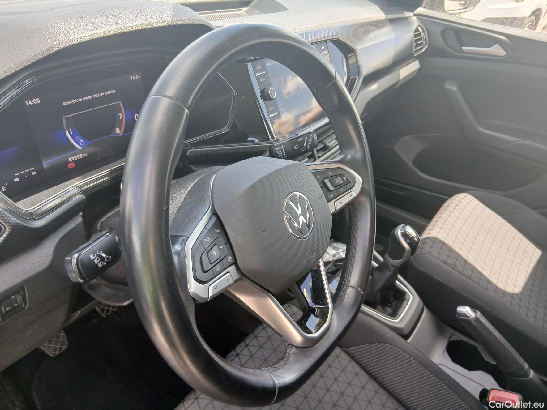  Volkswagen  T-CROSS VOLKSWAGEN  / 2018 / 5P / todoterreno Advance 1.0 TSI 70kW (95CV) (AC2) #6