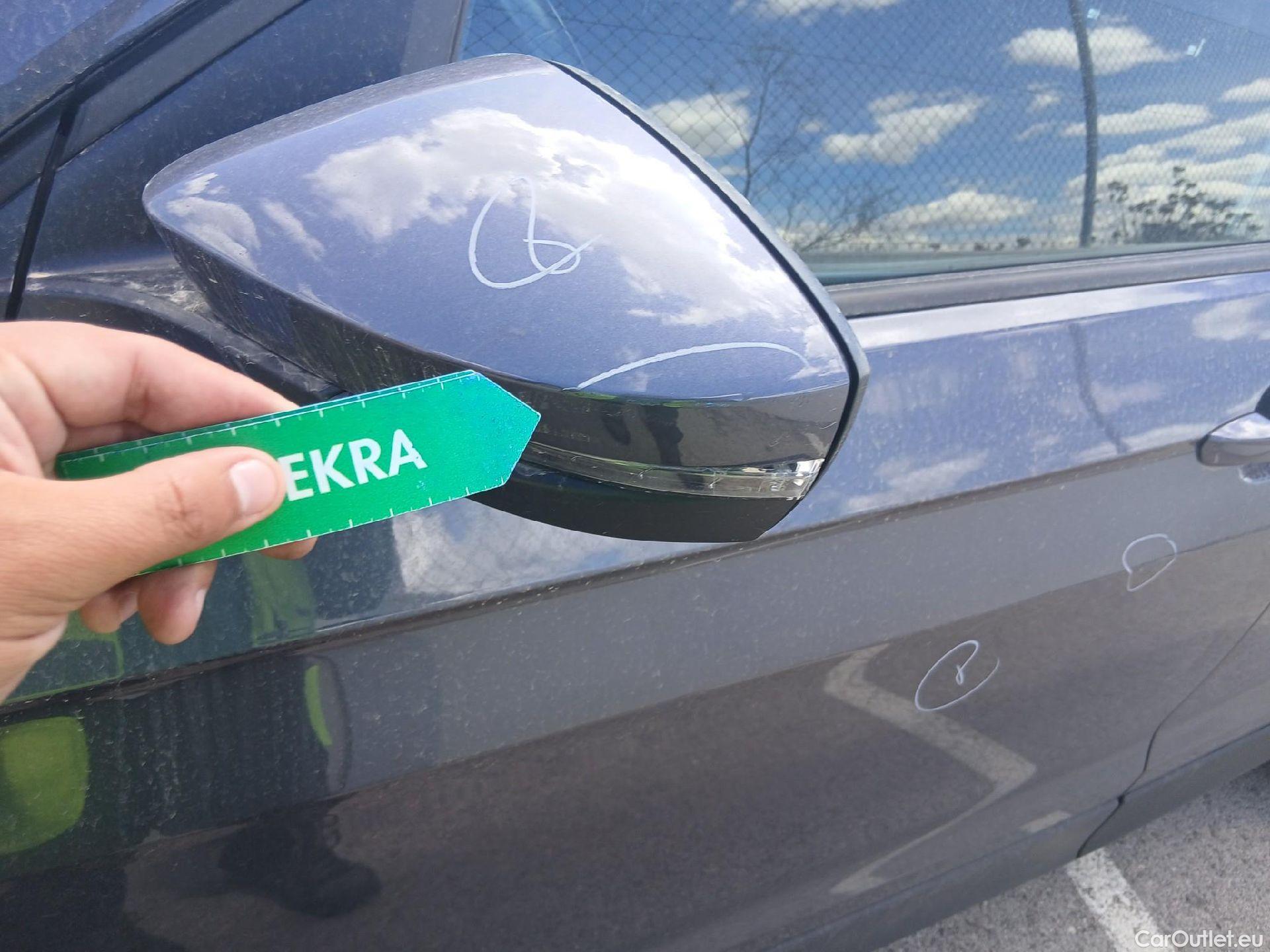  Volkswagen  T-CROSS VOLKSWAGEN  / 2018 / 5P / todoterreno Advance 1.0 TSI 70kW (95CV) (AC2) #20