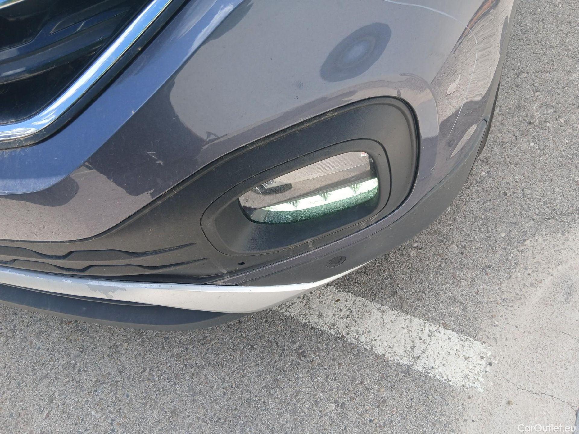  Volkswagen  T-CROSS VOLKSWAGEN  / 2018 / 5P / todoterreno Advance 1.0 TSI 70kW (95CV) (AC2) #14