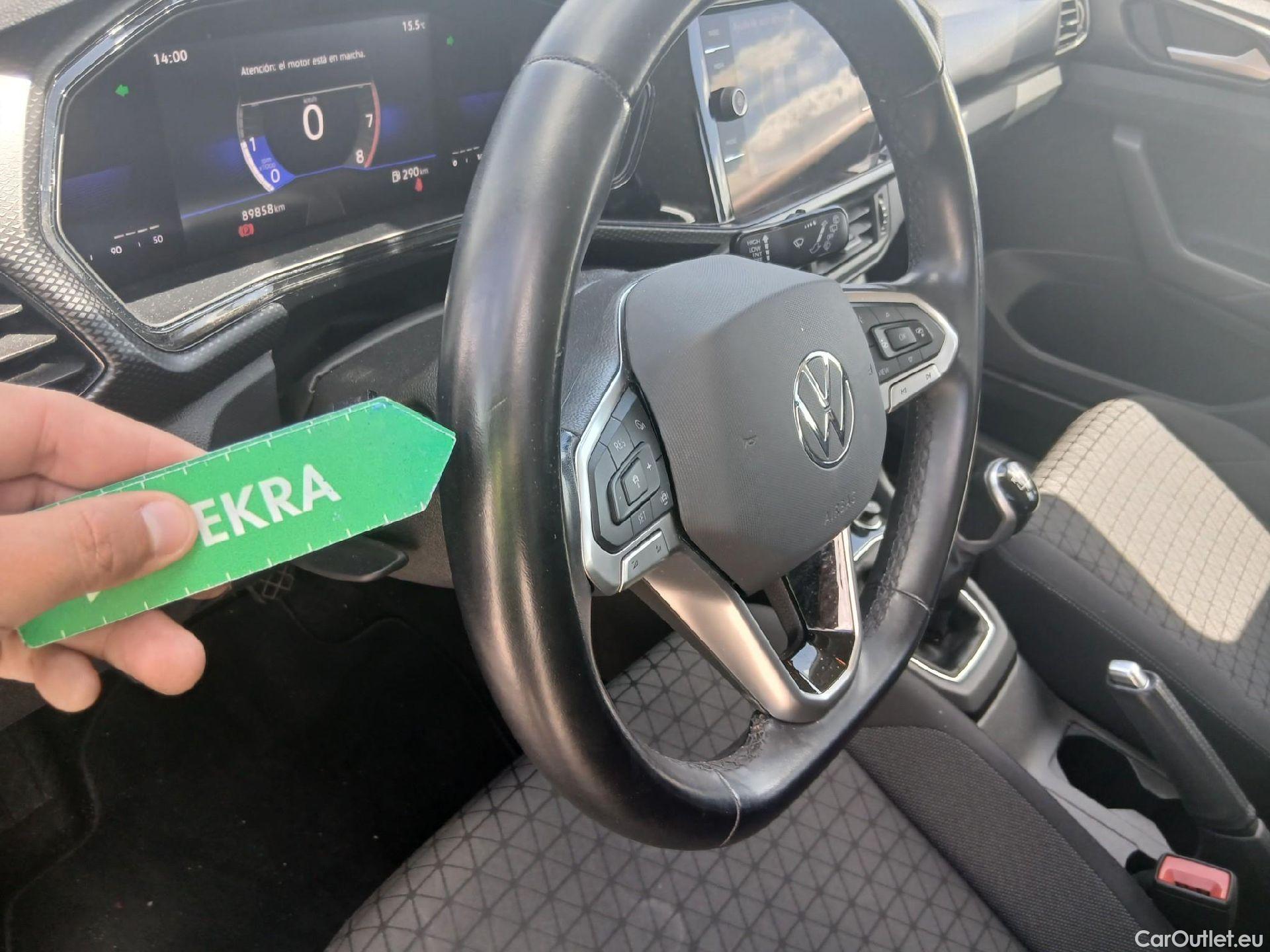  Volkswagen  T-CROSS VOLKSWAGEN  / 2018 / 5P / todoterreno Advance 1.0 TSI 70kW (95CV) (AC2) #5