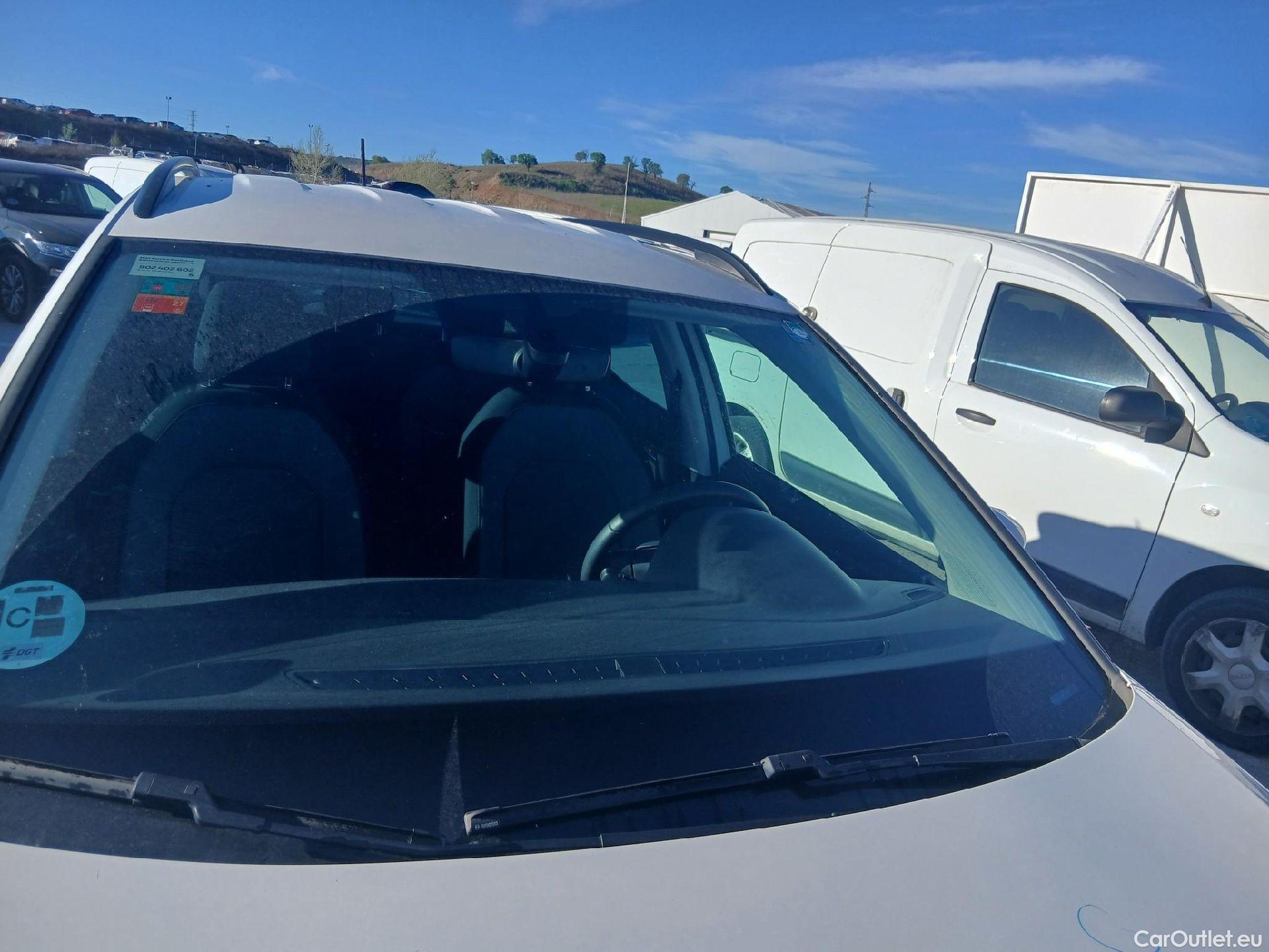  Seat  Arona SEAT  / 2017 / 5P / todoterreno 1.0 TSI 70kW (95CV) Style Edition Eco (CX) #9