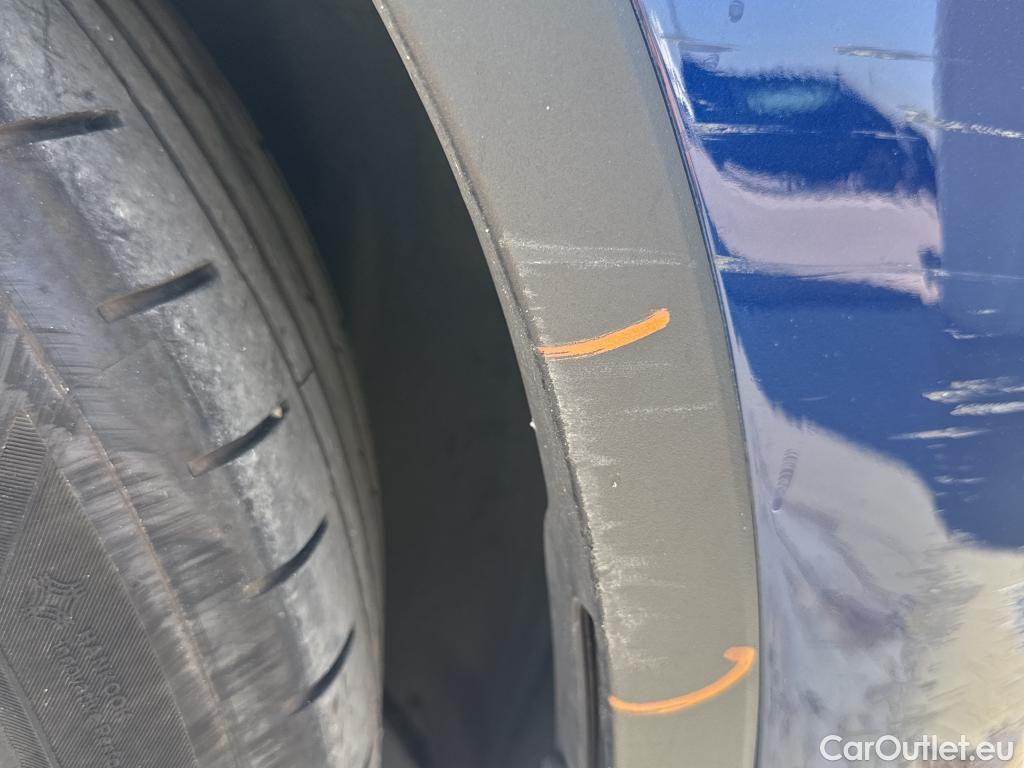  Tesla  Model Y TESLA  / 2020 / 5P / todoterreno Gran Autonomía 4WD #35