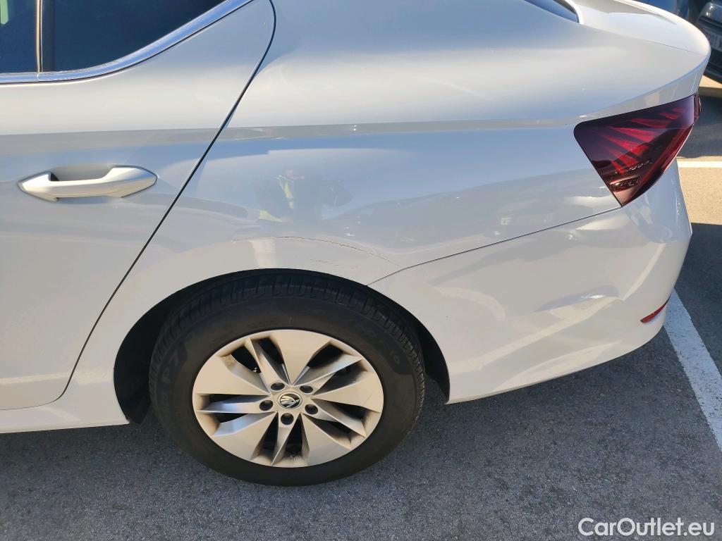  Skoda  Octavia SKODA  / 2020 / 5P / berlina con portón 2.0 TDI 85kW (115 CV) Manual Ambition #1