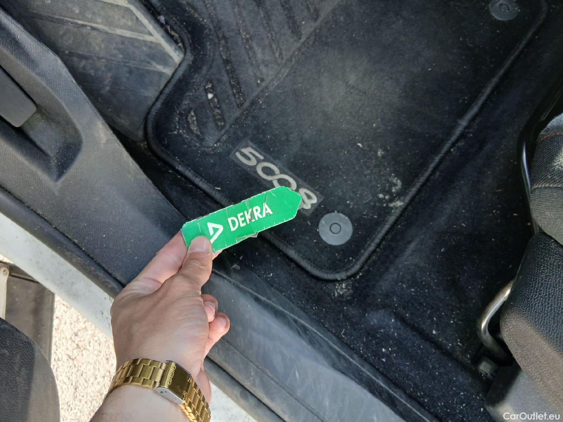  Peugeot  5008 PEUGEOT  / 2017 / 5P / todoterreno Active 1.5L BlueHDi 96kW (130CV) S&S #13