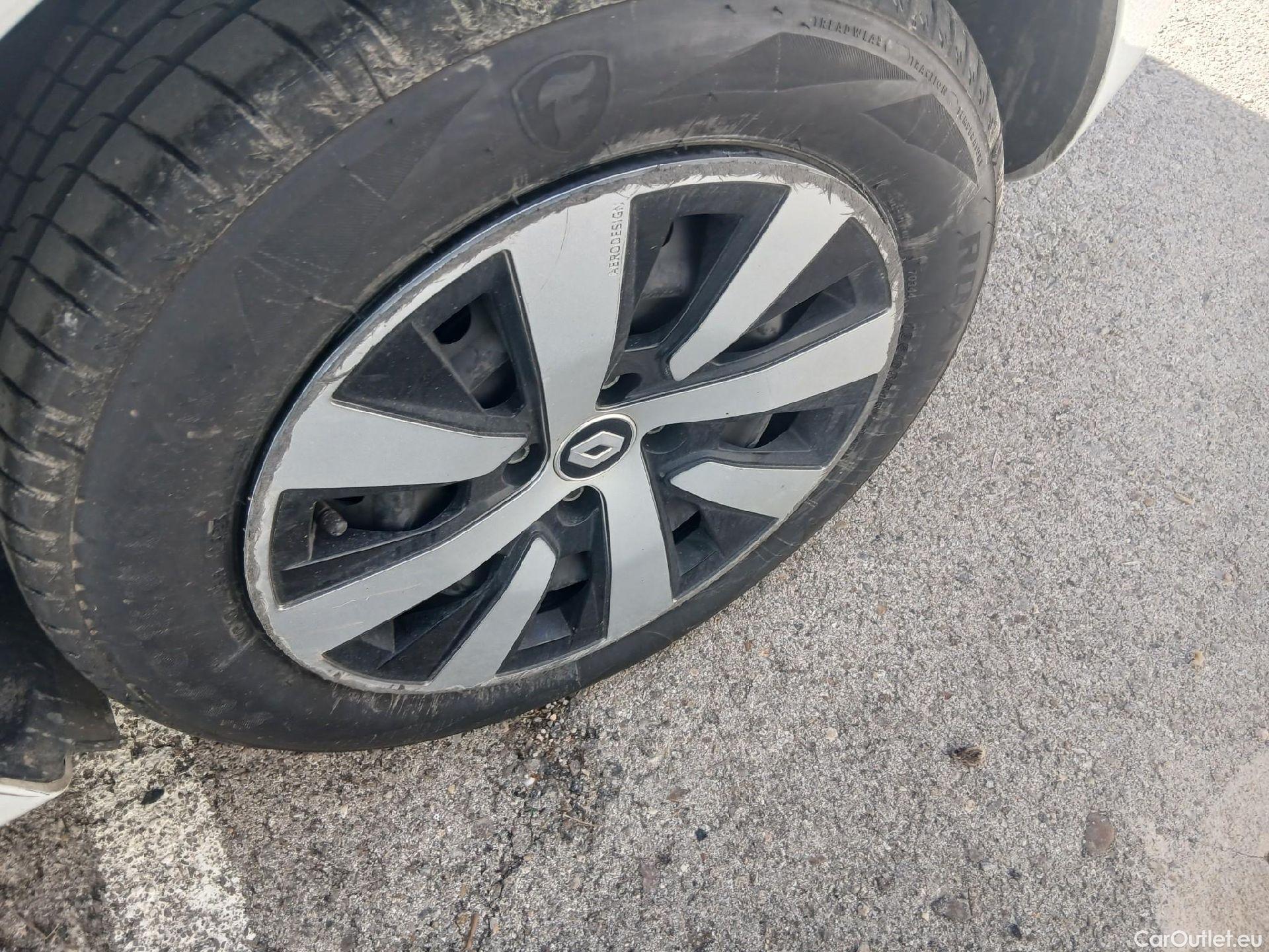  Renault  Clio  V Equilibre 1.5 dCi 100CV MT6 E6d #23