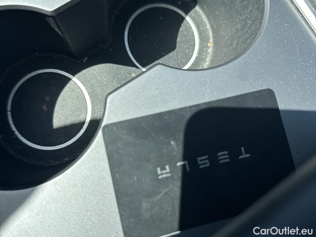  Tesla  Model Y TESLA  / 2020 / 5P / todoterreno Gran Autonomía 4WD #2