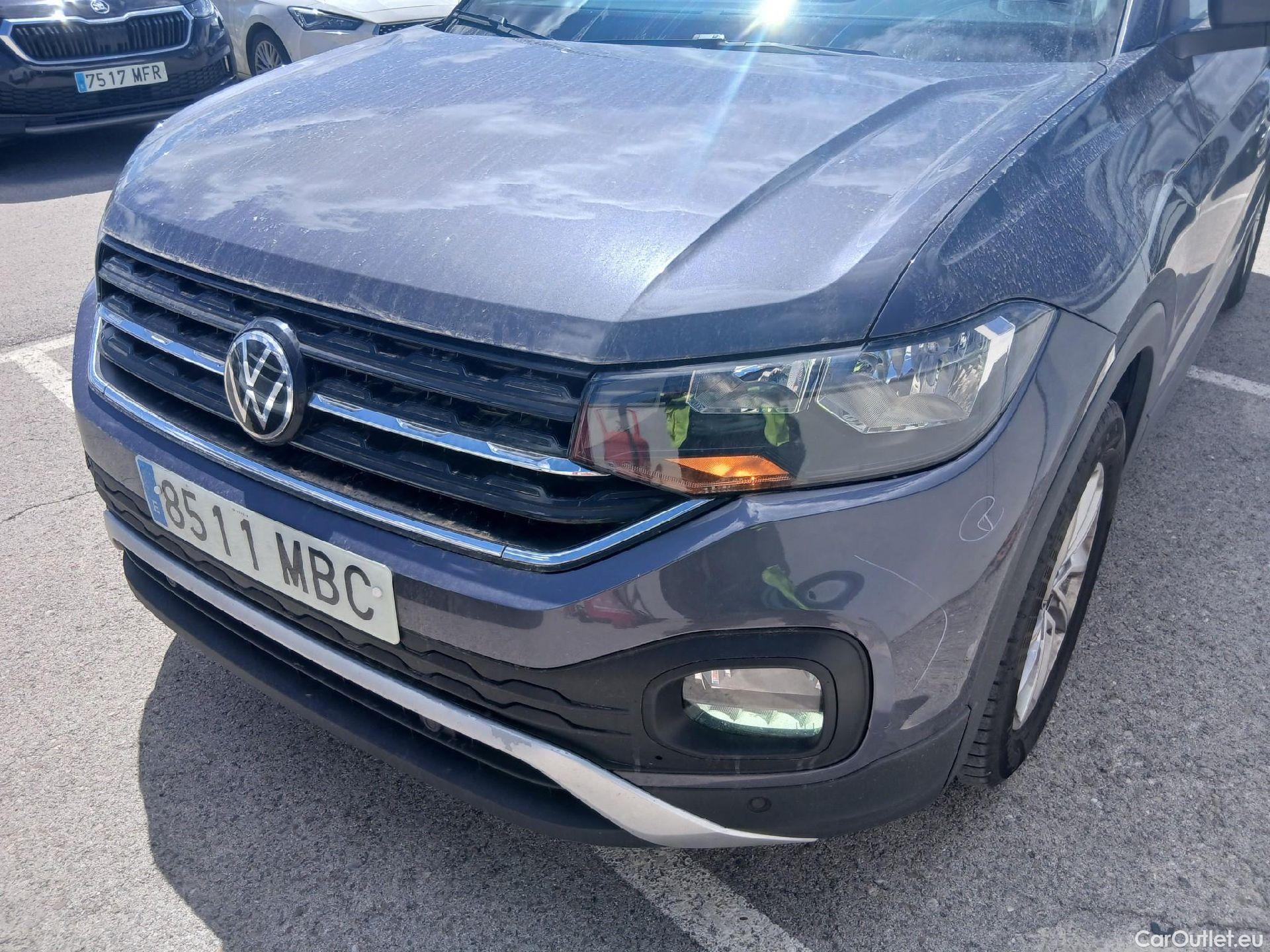  Volkswagen  T-CROSS VOLKSWAGEN  / 2018 / 5P / todoterreno Advance 1.0 TSI 70kW (95CV) (AC2) #9