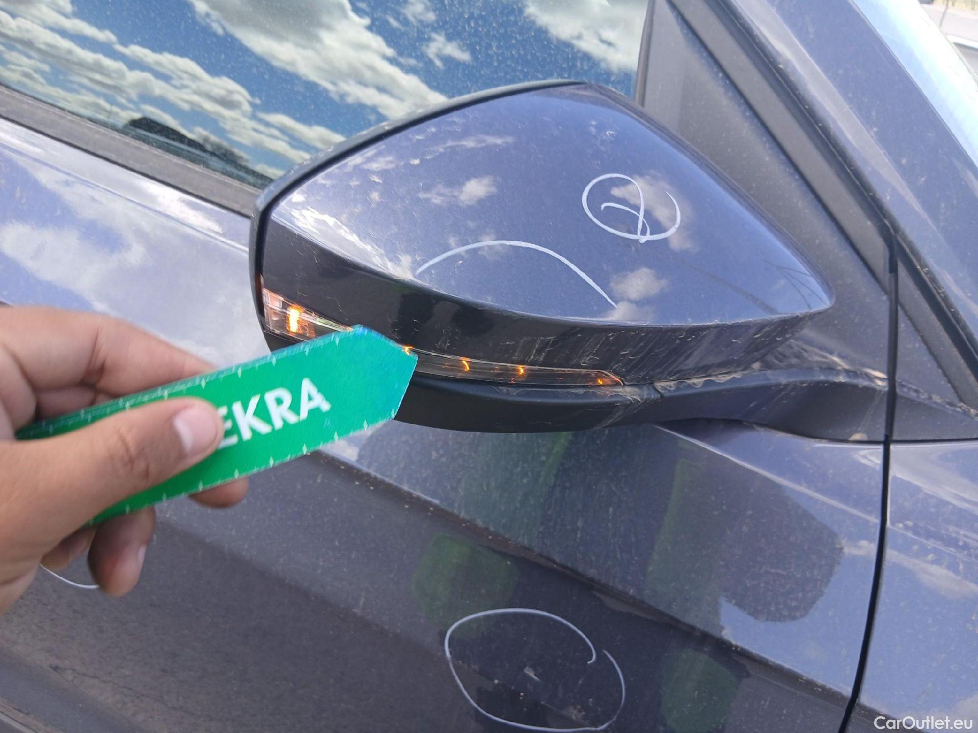  Volkswagen  T-CROSS VOLKSWAGEN  / 2018 / 5P / todoterreno Advance 1.0 TSI 70kW (95CV) (AC2) #38