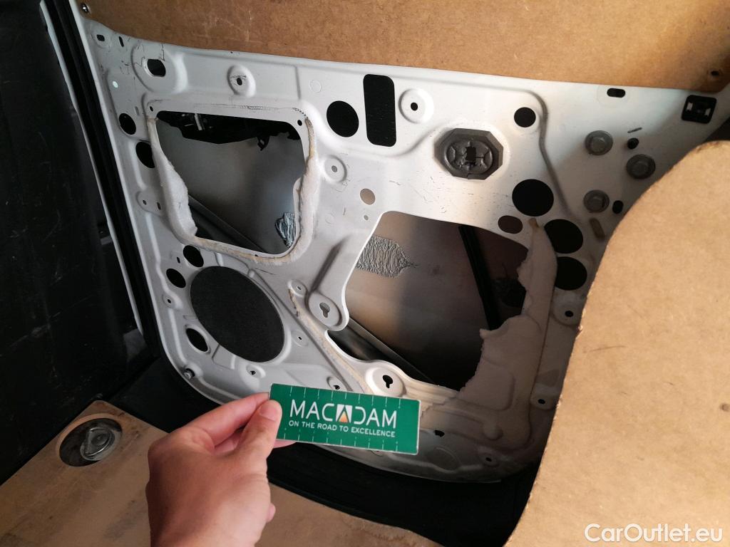  Citroen  Berlingo CITROEN  / 2018 / 3P / furgón derivado de turismo Talla M BlueHDi 100 CONTROL  #4