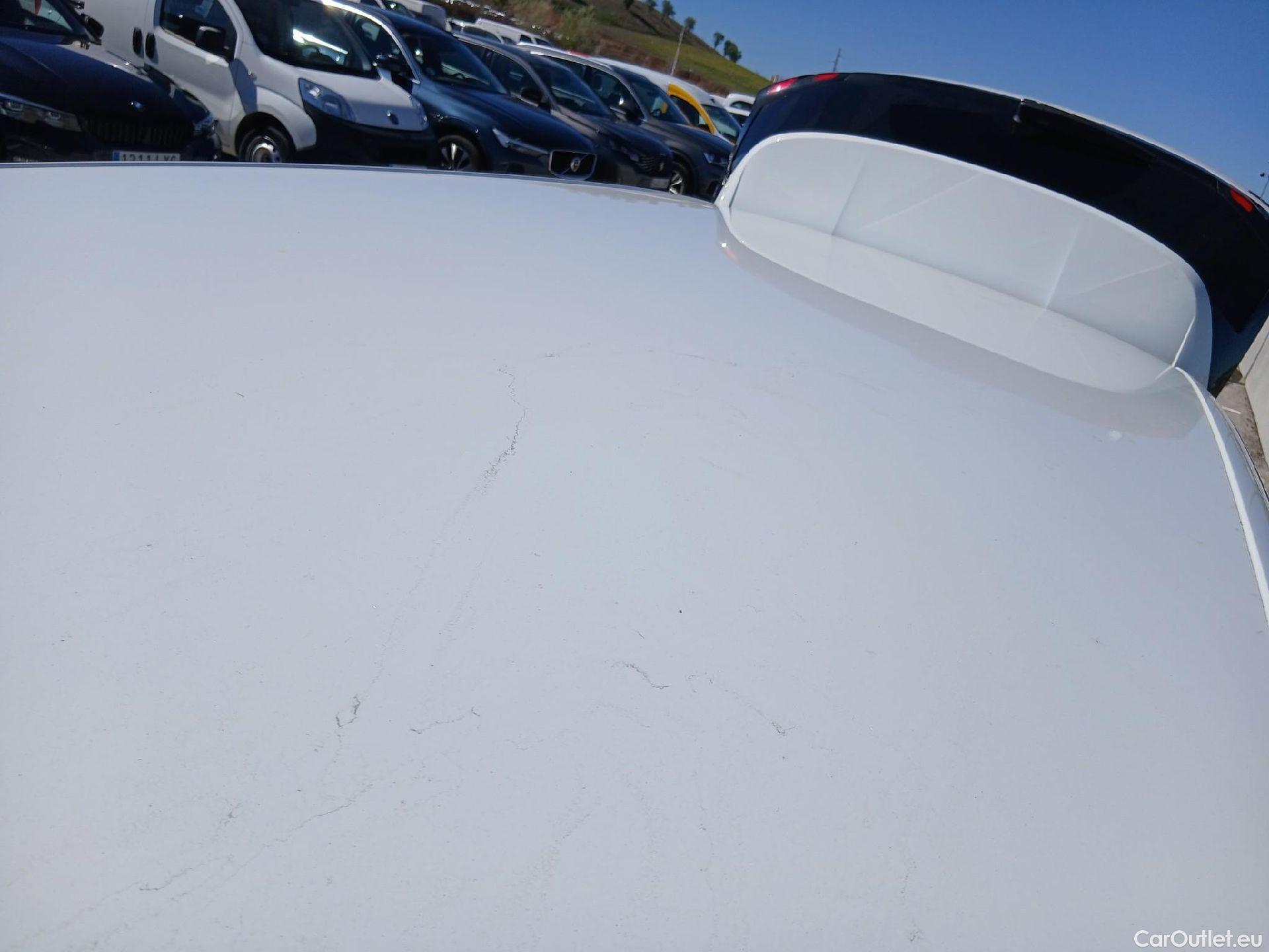  Peugeot  5008 PEUGEOT  / 2017 / 5P / todoterreno Active 1.5L BlueHDi 96kW (130CV) S&S #15