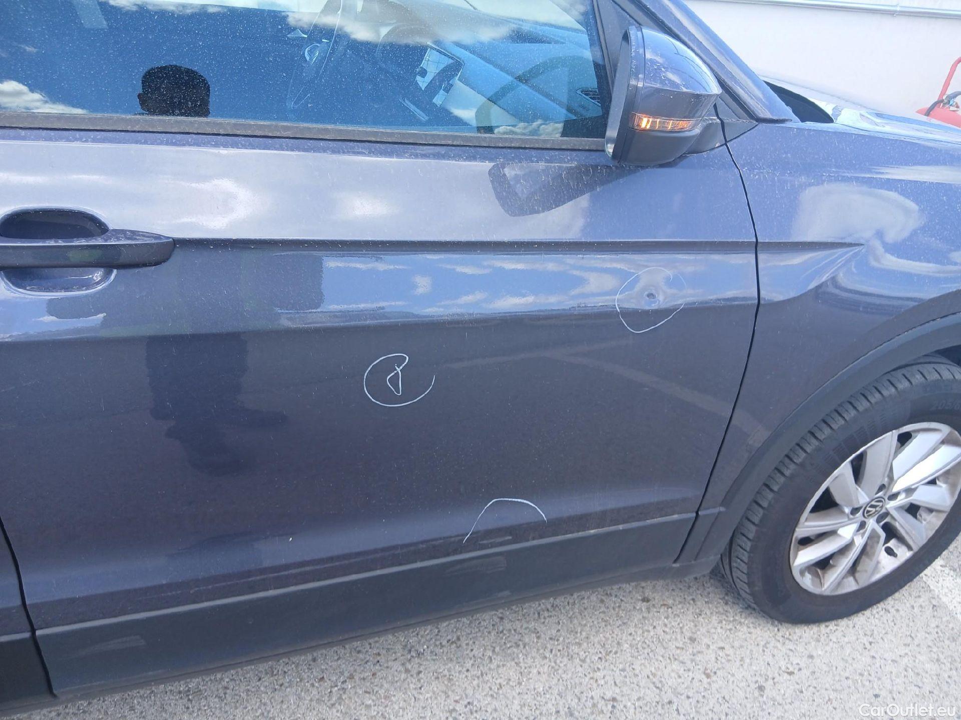  Volkswagen  T-CROSS VOLKSWAGEN  / 2018 / 5P / todoterreno Advance 1.0 TSI 70kW (95CV) (AC2) #34