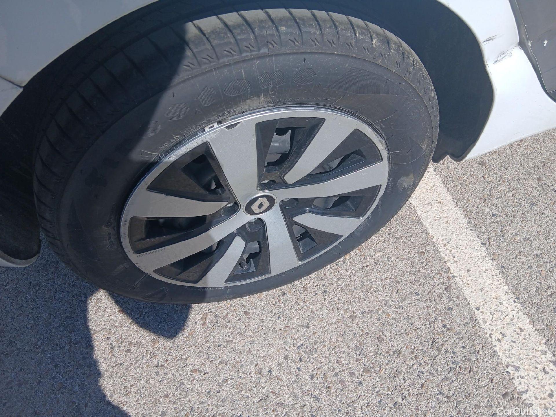  Renault  Clio  V Equilibre 1.5 dCi 100CV MT6 E6d #29