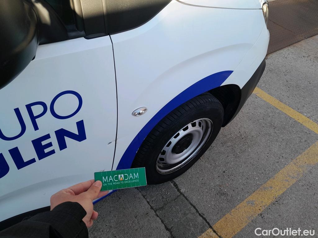  Citroen  Berlingo CITROEN  / 2018 / 3P / furgón derivado de turismo Talla M BlueHDi 100 CONTROL  #20