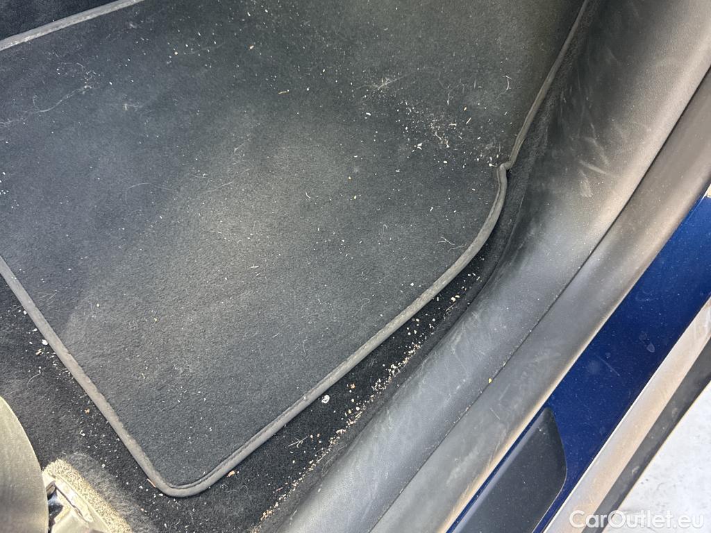  Tesla  Model Y TESLA  / 2020 / 5P / todoterreno Gran Autonomía 4WD #40