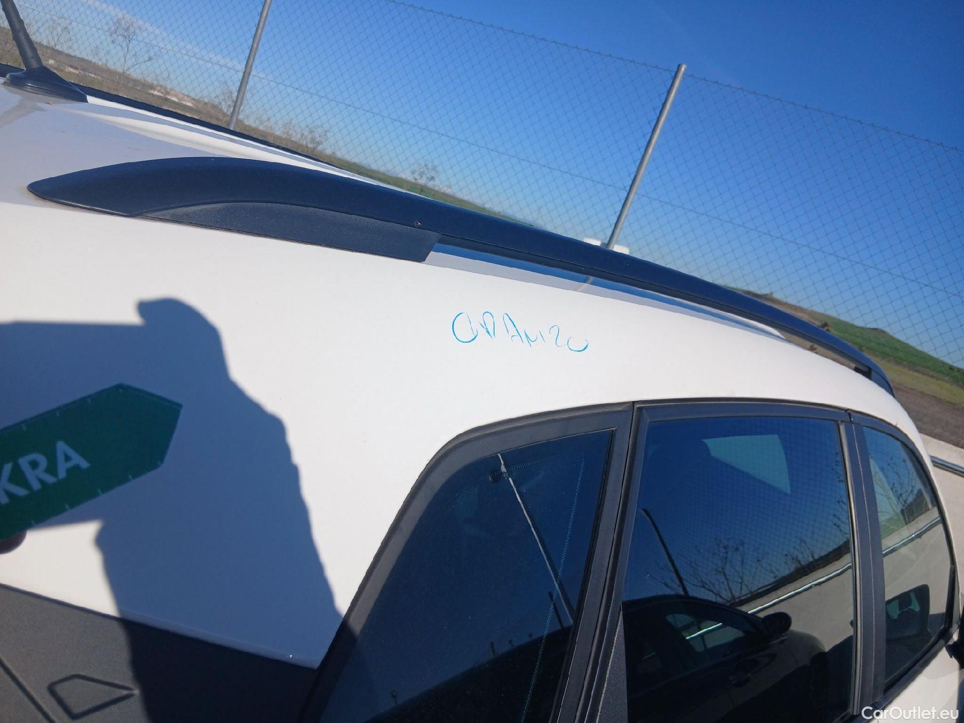  Seat  Arona SEAT  / 2017 / 5P / todoterreno 1.0 TSI 70kW (95CV) Style Edition Eco (CX) #25