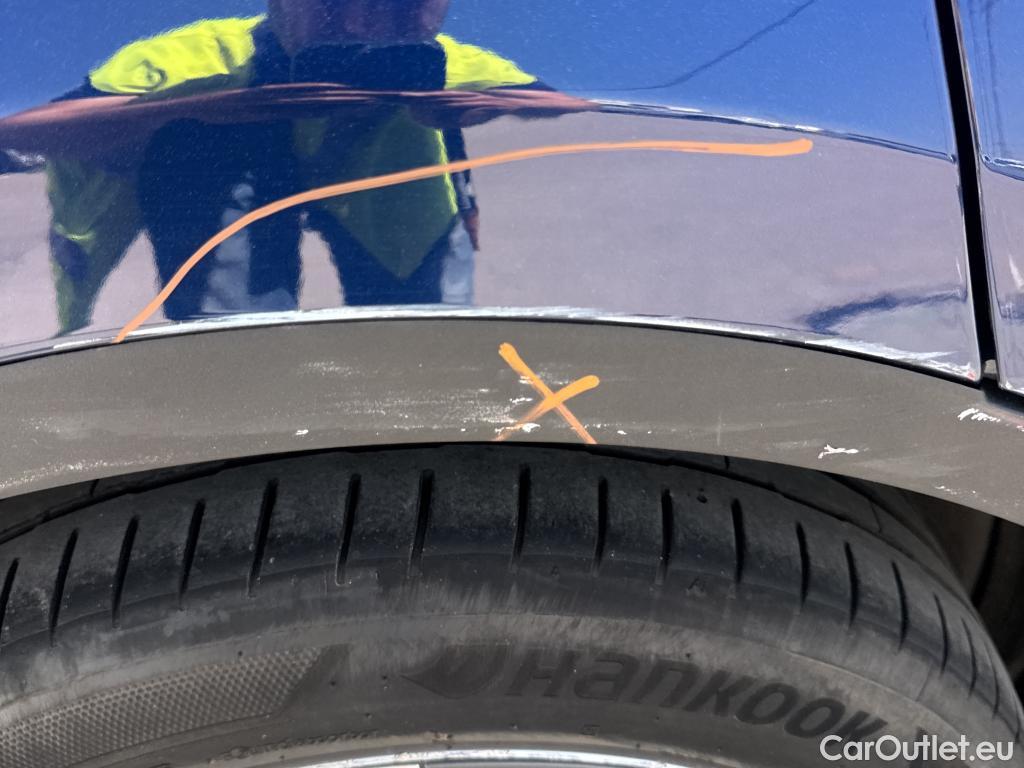  Tesla  Model Y TESLA  / 2020 / 5P / todoterreno Gran Autonomía 4WD #26