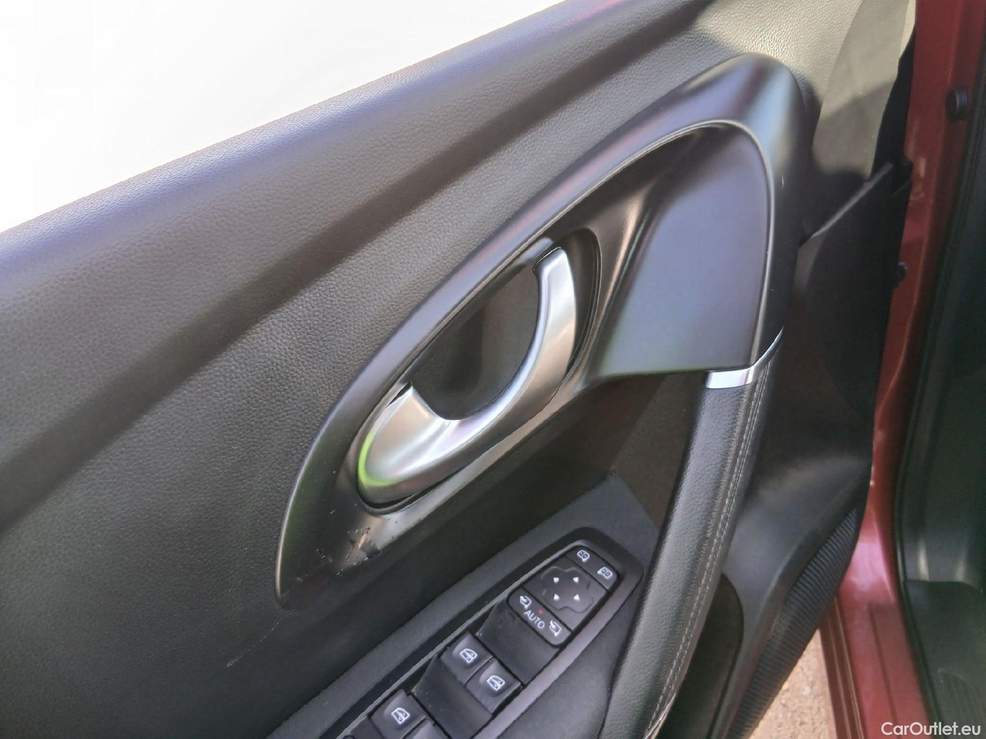  Renault  Kadjar RENAULT  / 2019 / 5P / crossover Intens Blue dCi 85kW (115CV) (CX) #7