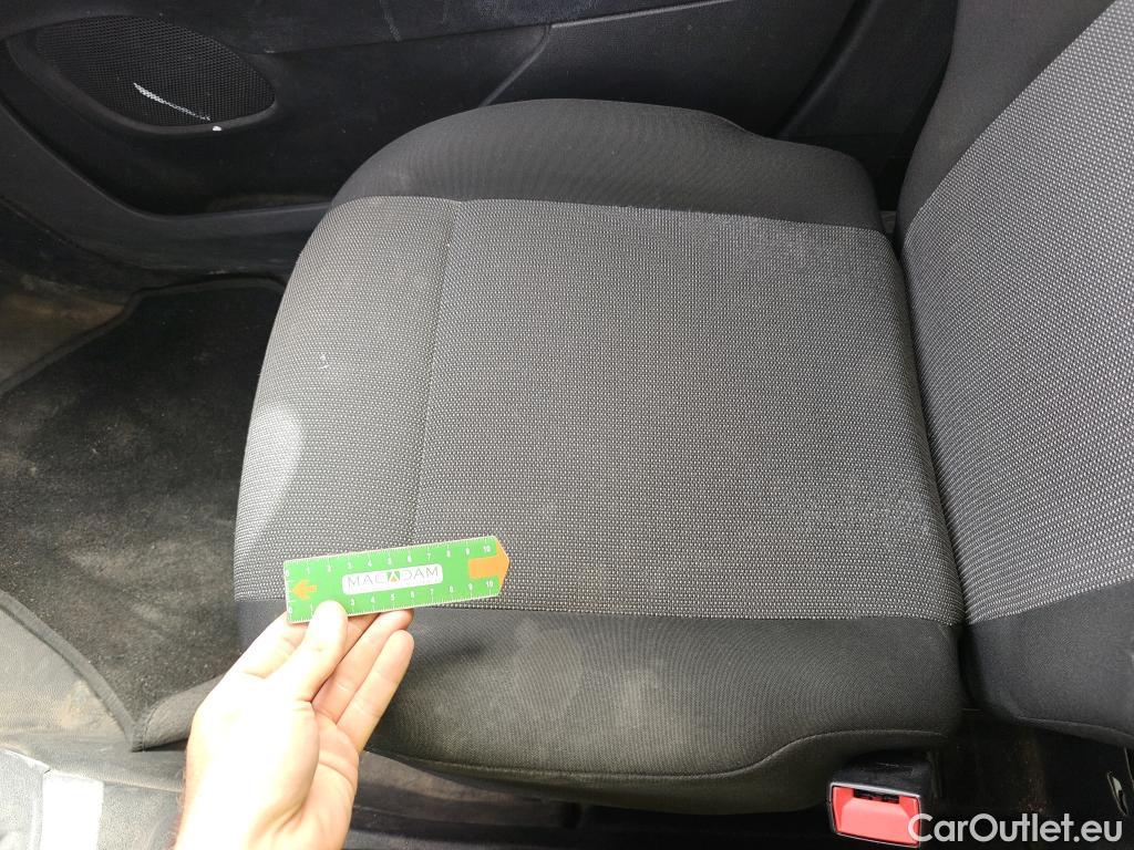  Peugeot  Partner PEUGEOT  / 2018 / 3P / furgón derivado de turismo Pro Standard 600kg BlueHDi 73kW (AC) #39