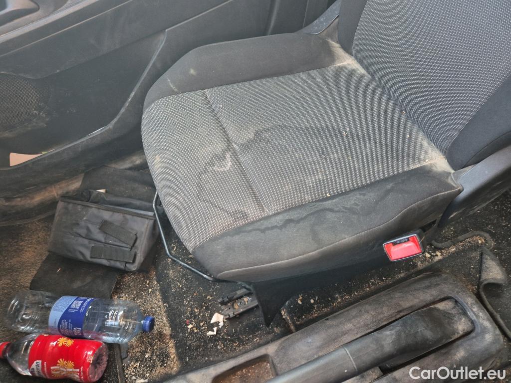  Peugeot  RIFTER PEUGEOT  / 2018 / 5P / combi Active Pack Busin. Standard BlueHDi 73kW #22