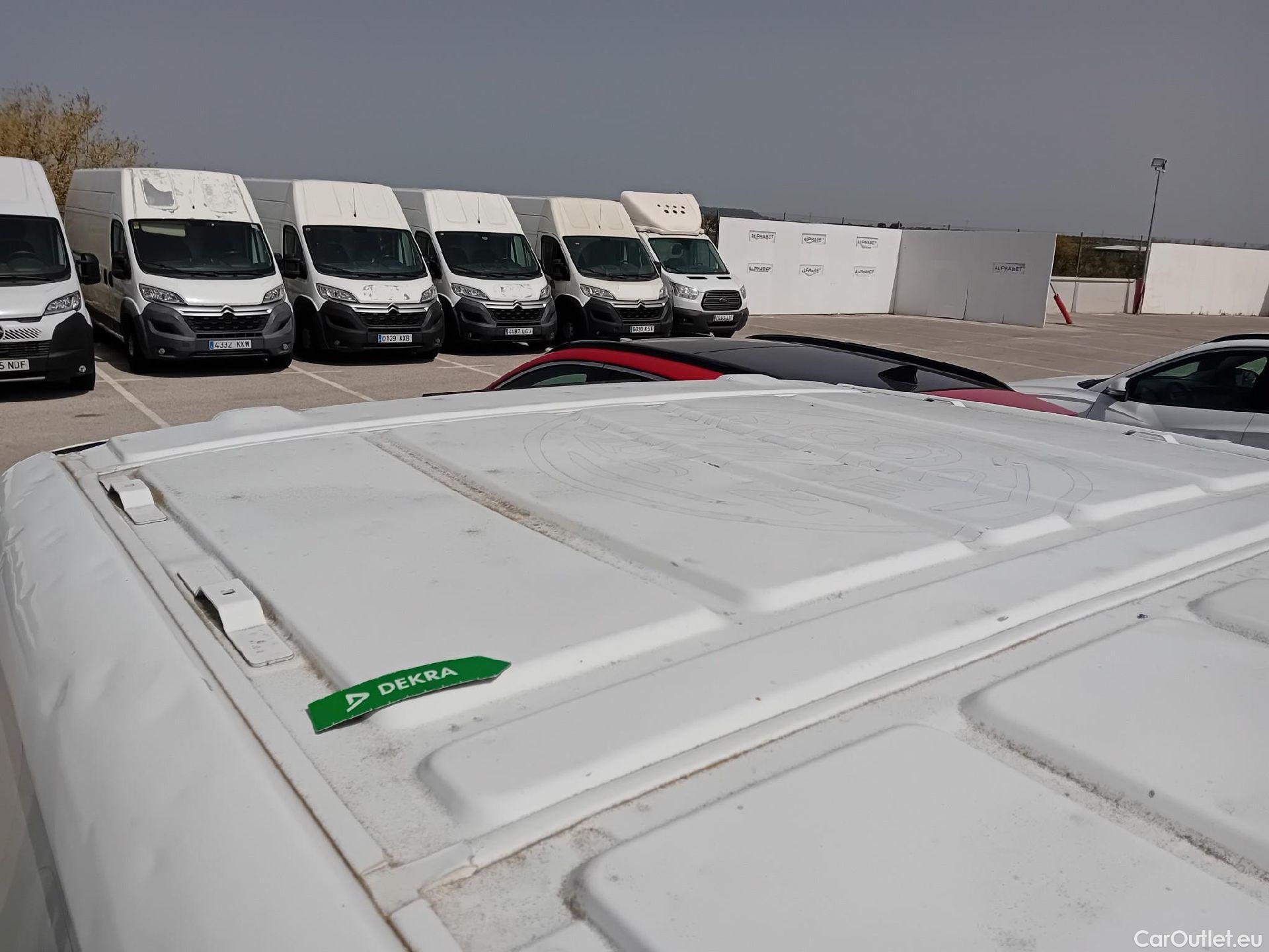  Citroen  Jumpy CITROEN  / 2016 / 4P / furgón DC Abatible Talla M BlueHDi 120 Control #56