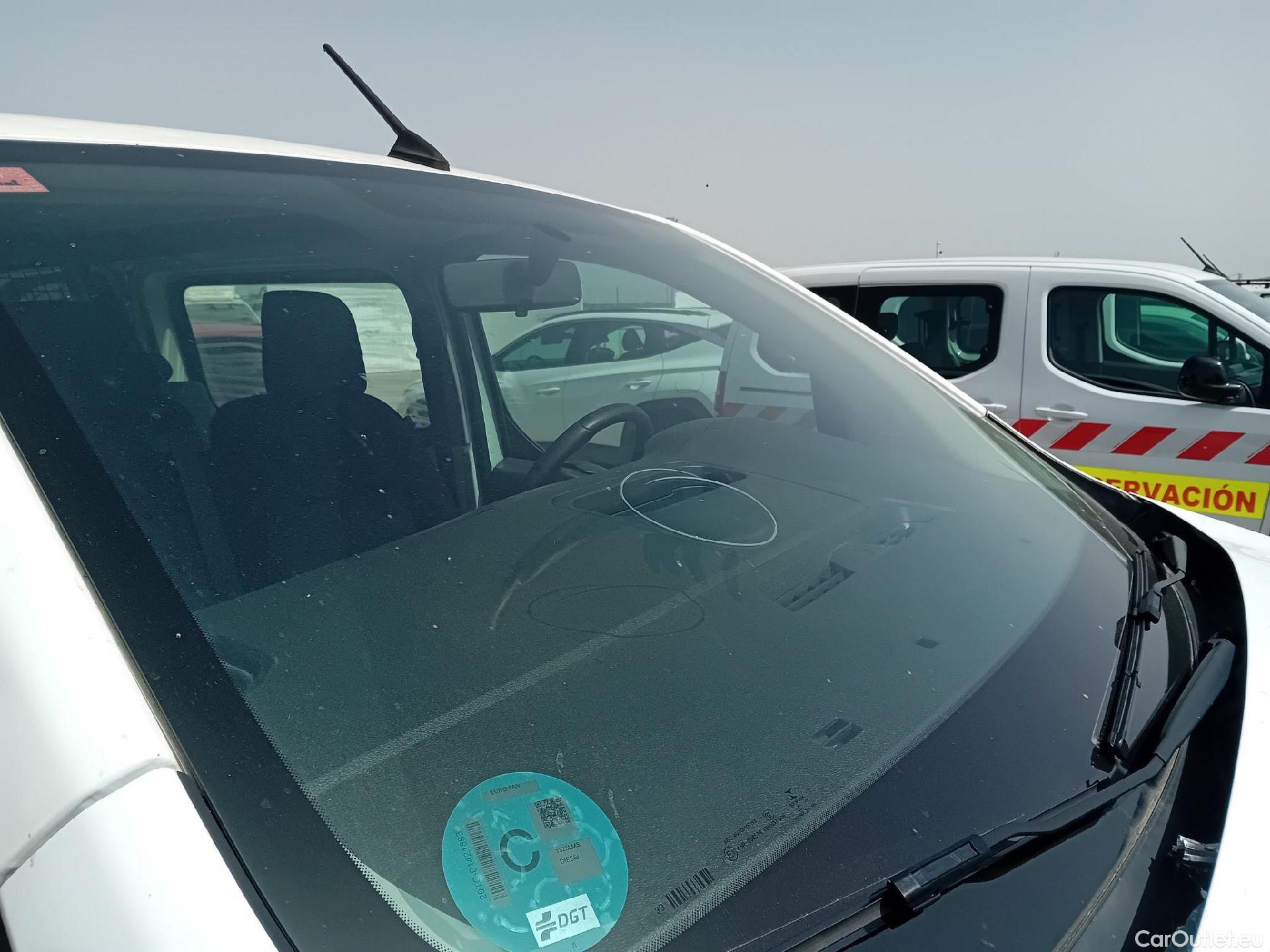  Citroen  Jumpy CITROEN  / 2016 / 4P / furgón DC Abatible Talla M BlueHDi 120 Control #48