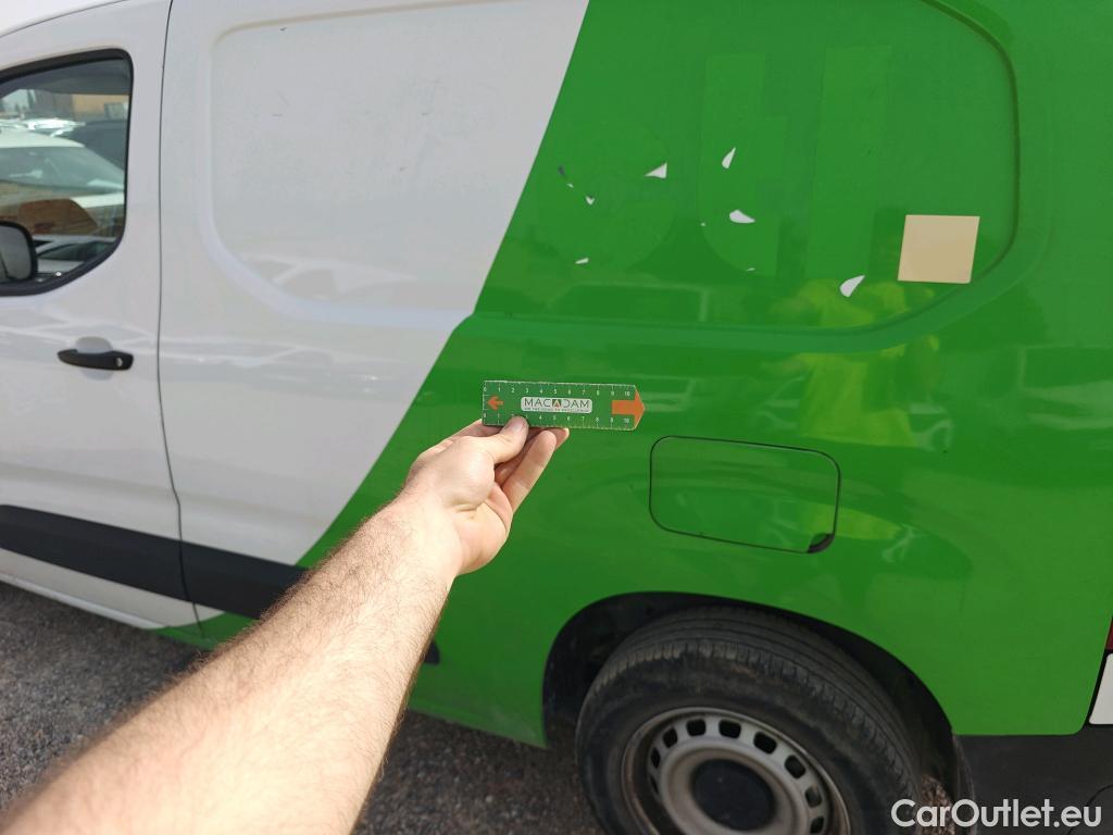  Peugeot  Partner PEUGEOT  / 2018 / 3P / furgón derivado de turismo Pro Standard 600kg BlueHDi 73kW (AC) #5