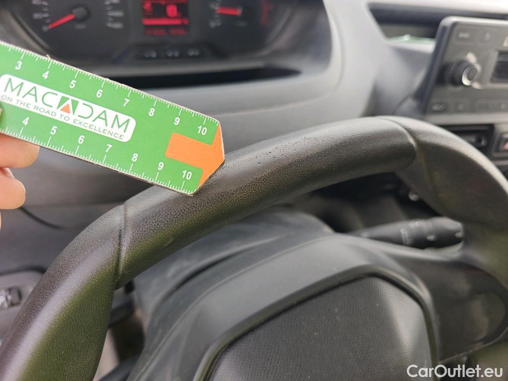  Peugeot  Partner PEUGEOT  / 2018 / 3P / furgón derivado de turismo Pro Standard 600kg BlueHDi 73kW (AC) #53