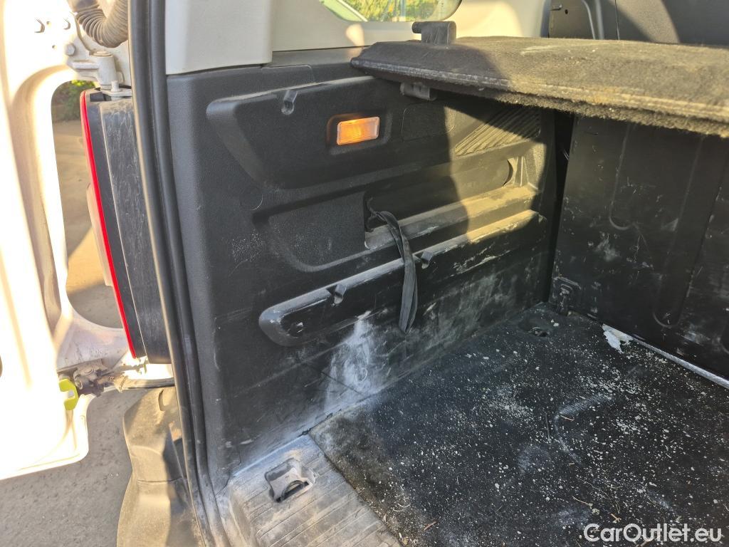  Peugeot  RIFTER PEUGEOT  / 2018 / 5P / combi Active Pack Busin. Standard BlueHDi 73kW #26