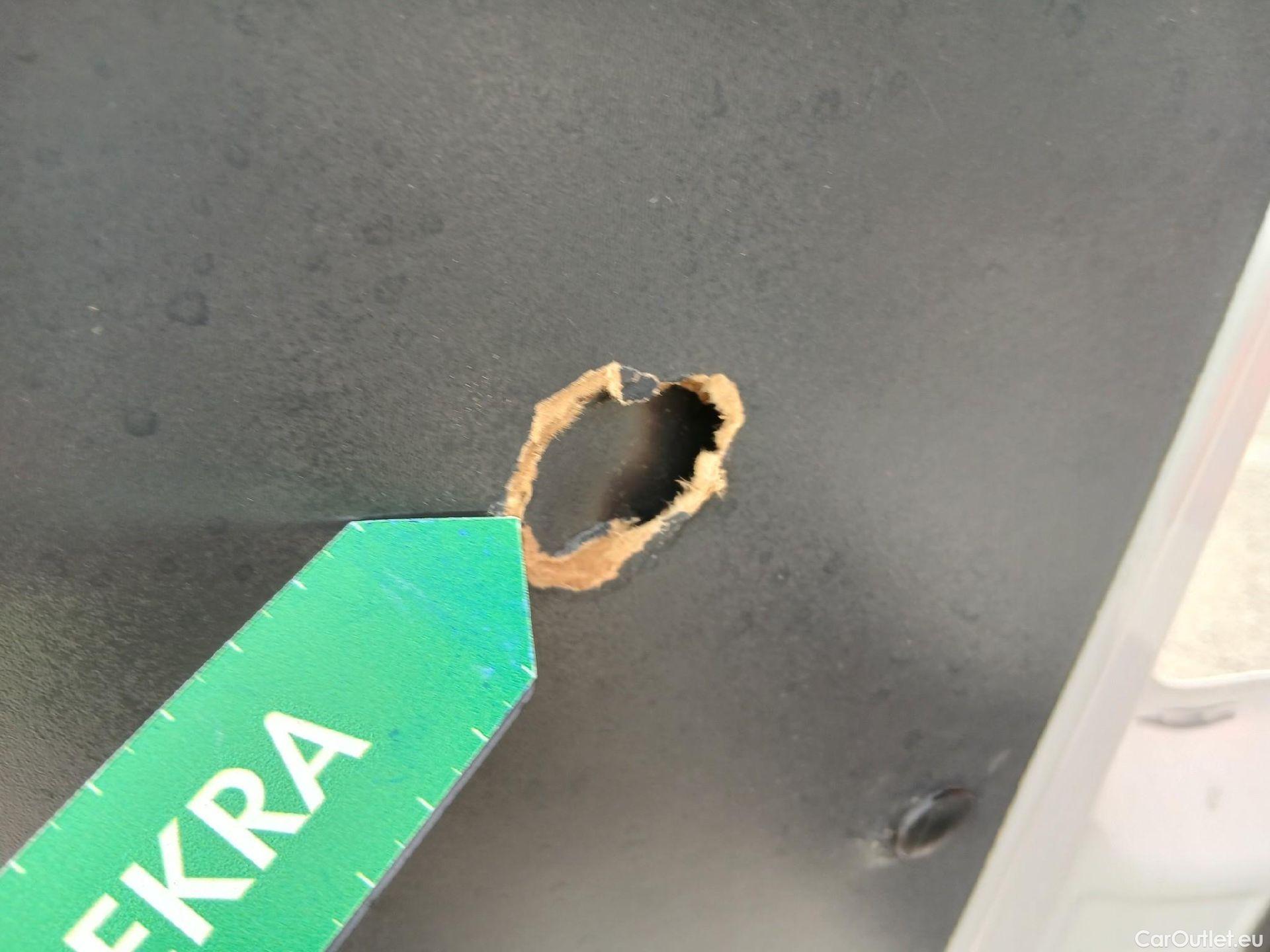  Opel  Vivaro OPEL  / 2019 / 4P / furgón 1.5 Diésel 74kW(100CV)M Std Exp #58