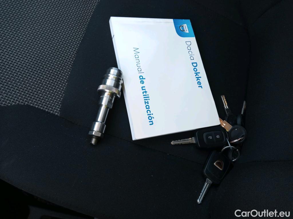  Dacia  Dokker DACIA  / 2013 / 4P / furgón derivado de turismo Essential 1.6 75kW (100CV) GLP #22