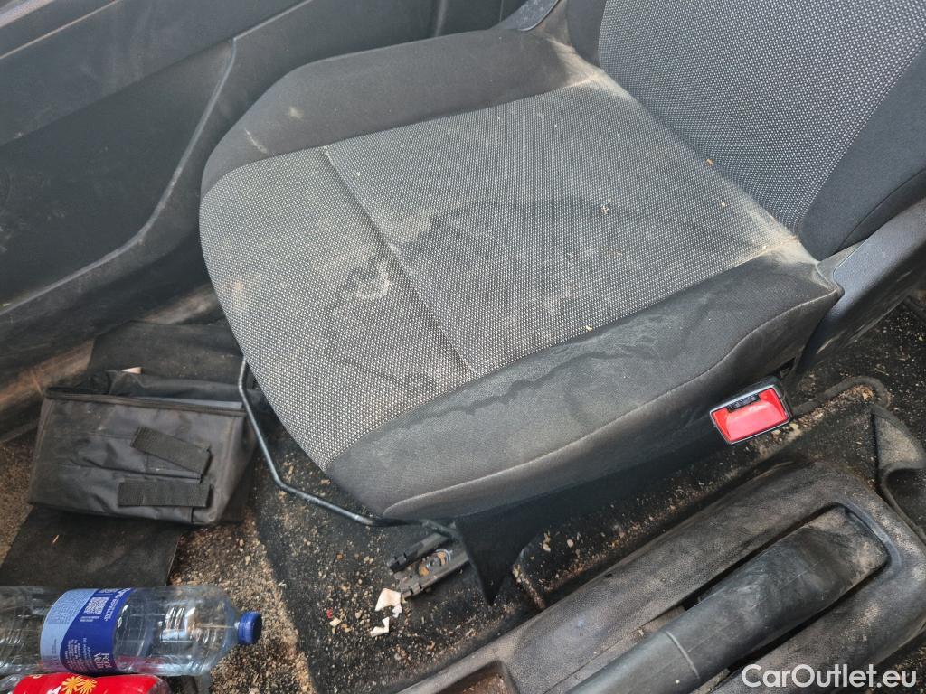  Peugeot  RIFTER PEUGEOT  / 2018 / 5P / combi Active Pack Busin. Standard BlueHDi 73kW #16