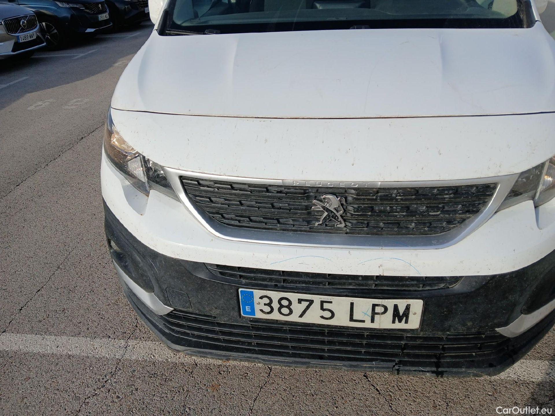  Peugeot  RIFTER PEUGEOT  / 2018 / 4P / combi Active Standard BlueHDi 73kW (IND) #25