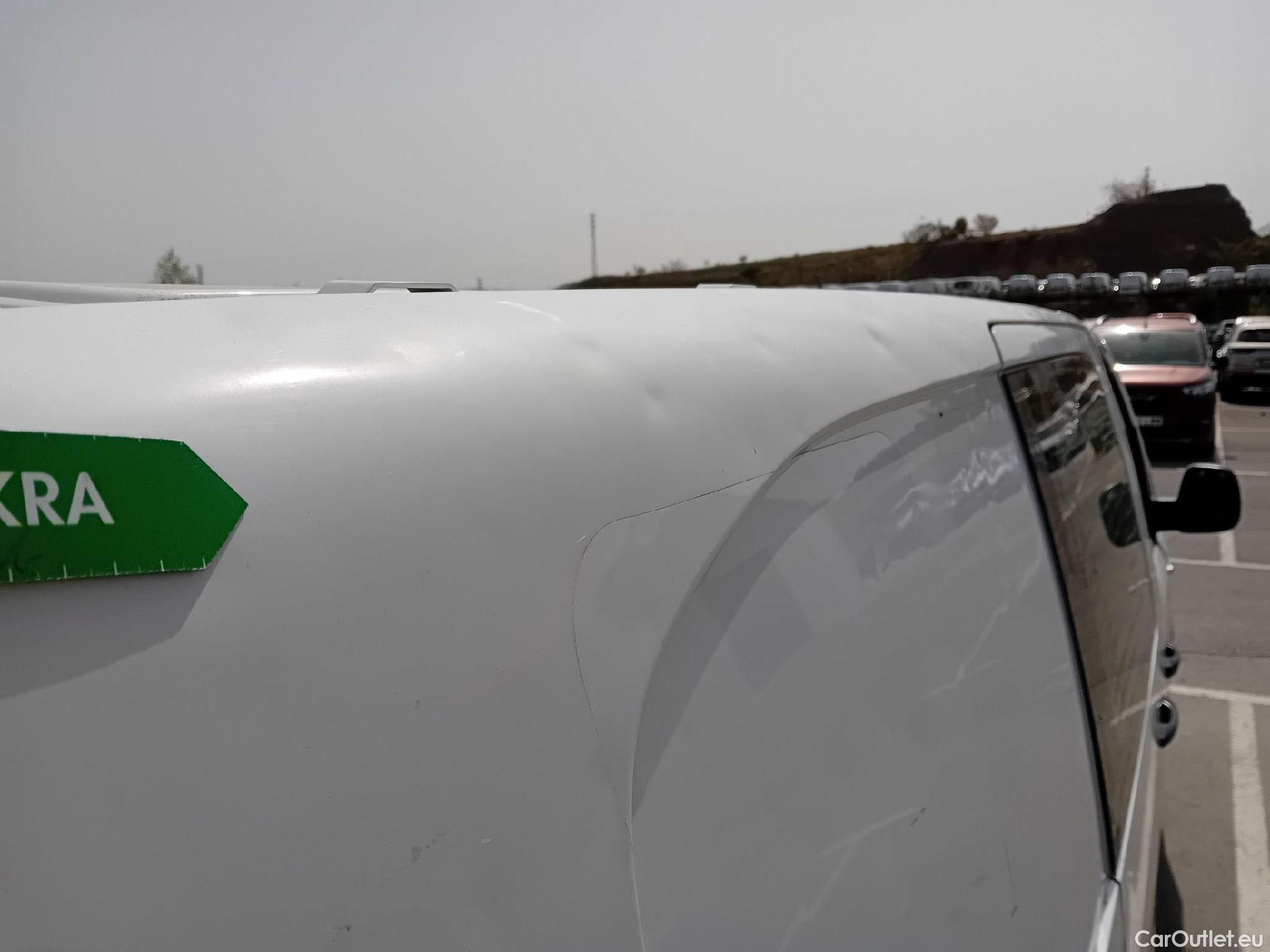  Citroen  Jumpy CITROEN  / 2016 / 4P / furgón DC Abatible Talla M BlueHDi 120 Control #36