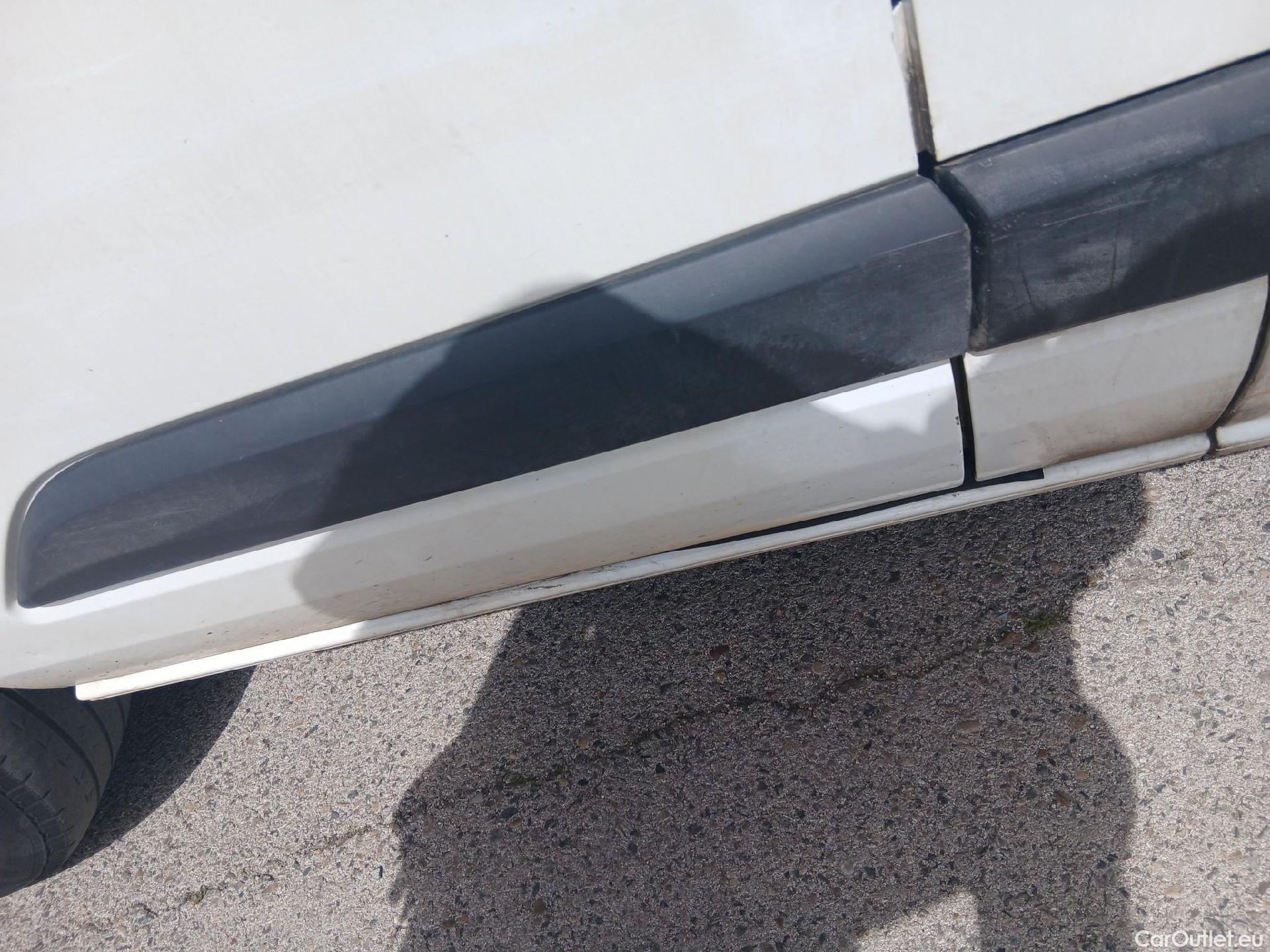  Ford  Transit FORD  Custom / 2012 / 4P / furgón Van 2.0 TDCI 77kW 300 L2 Ambiente #27