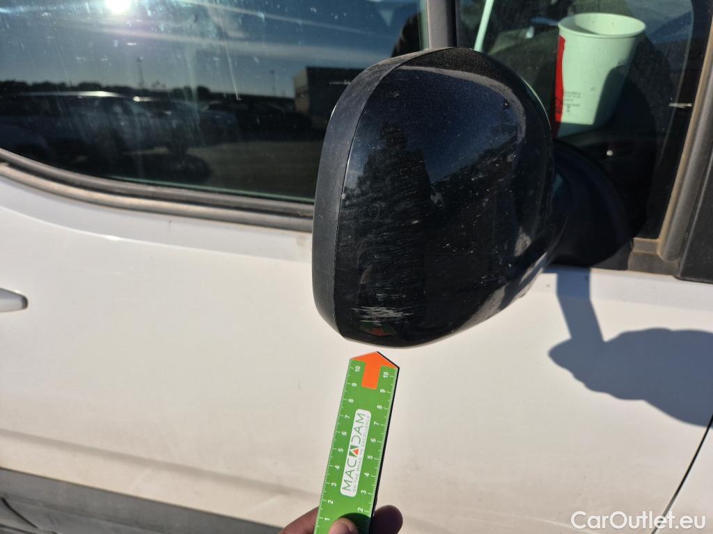  Peugeot  RIFTER PEUGEOT  / 2018 / 5P / combi Active Pack Busin. Standard BlueHDi 73kW #31