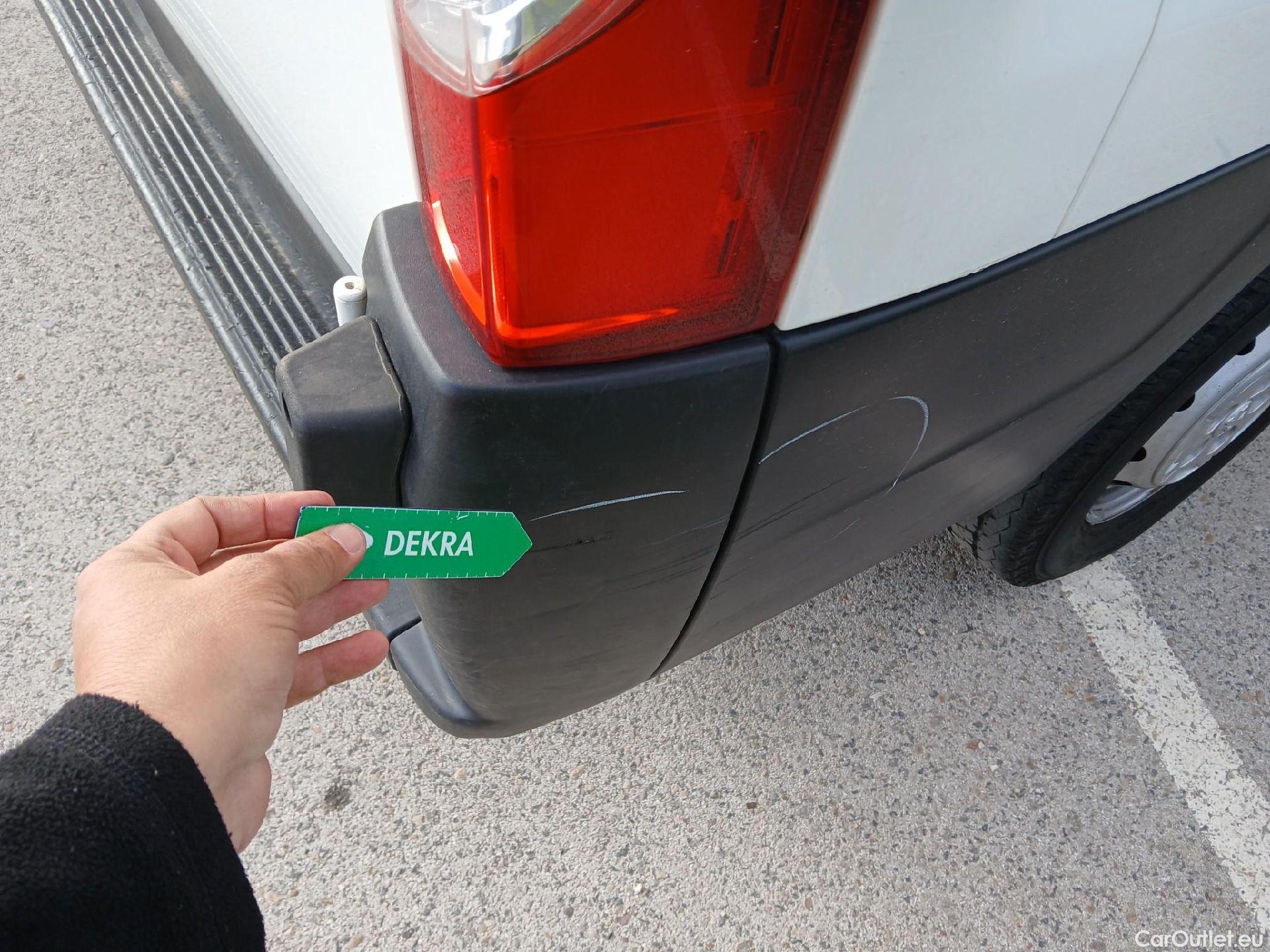  Peugeot  Boxer PEUGEOT  / 2014 / 4P / furgón 330 L1 H1 BHDI 88kW (120CV) S&S 6 Vel. M #46