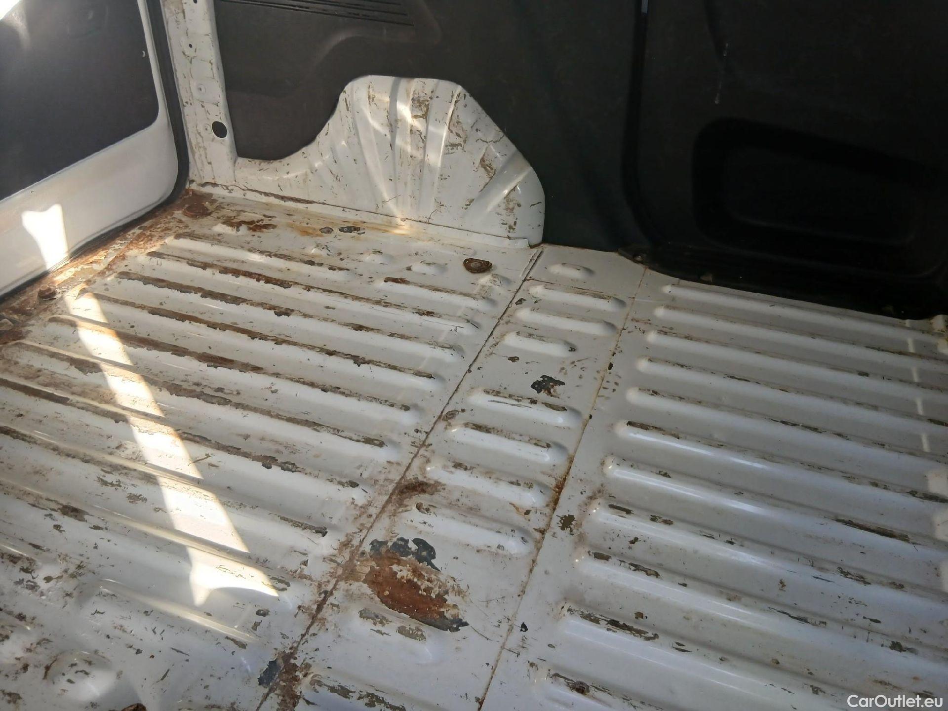  Opel  Combo OPEL  / 2018 / 3P / furgón derivado de turismo 1.5 TD 75kW (100CV) Express L H1 650kg #30