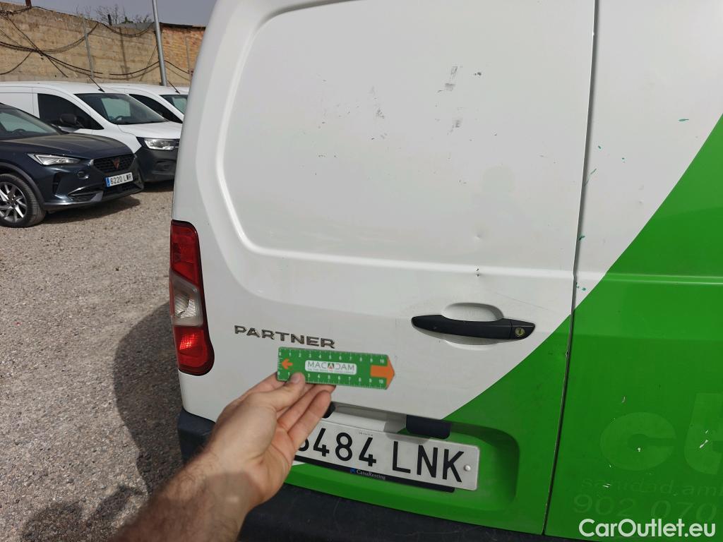  Peugeot  Partner PEUGEOT  / 2018 / 3P / furgón derivado de turismo Pro Standard 600kg BlueHDi 73kW (AC) #8