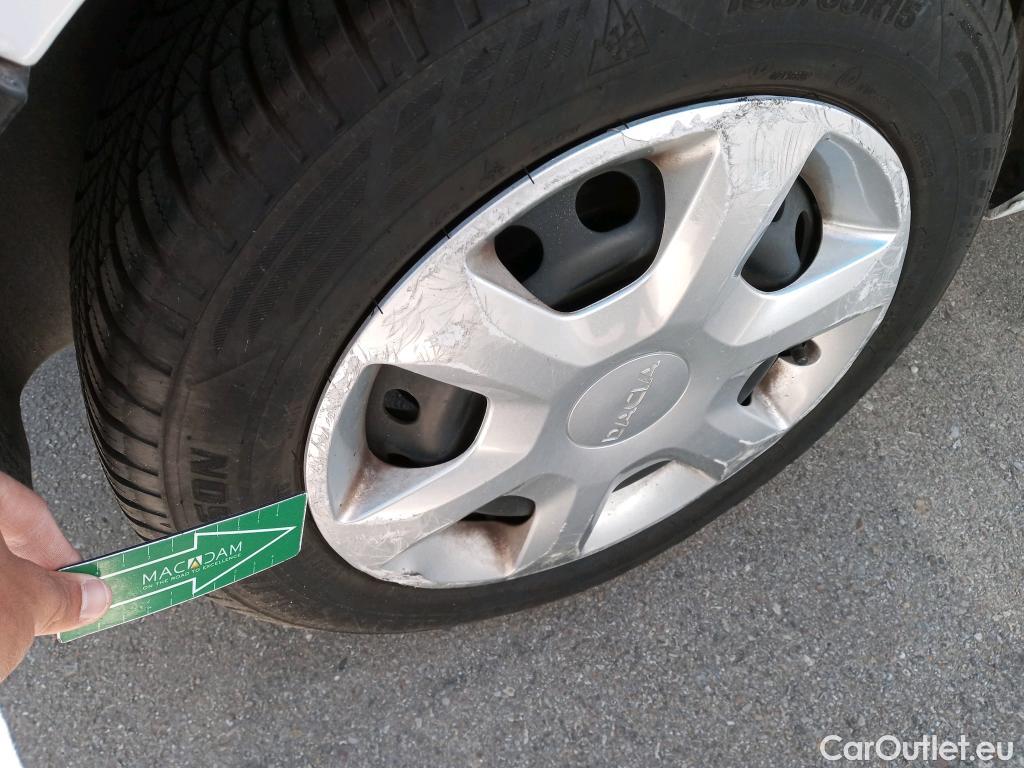  Dacia  Dokker DACIA  / 2013 / 4P / furgón derivado de turismo Essential 1.6 75kW (100CV) GLP #32