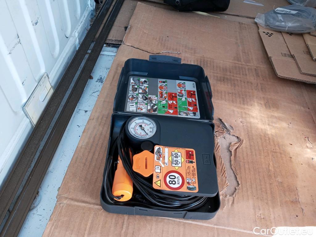  Dacia  Dokker DACIA  / 2013 / 4P / furgón derivado de turismo Essential 1.6 75kW (100CV) GLP #16