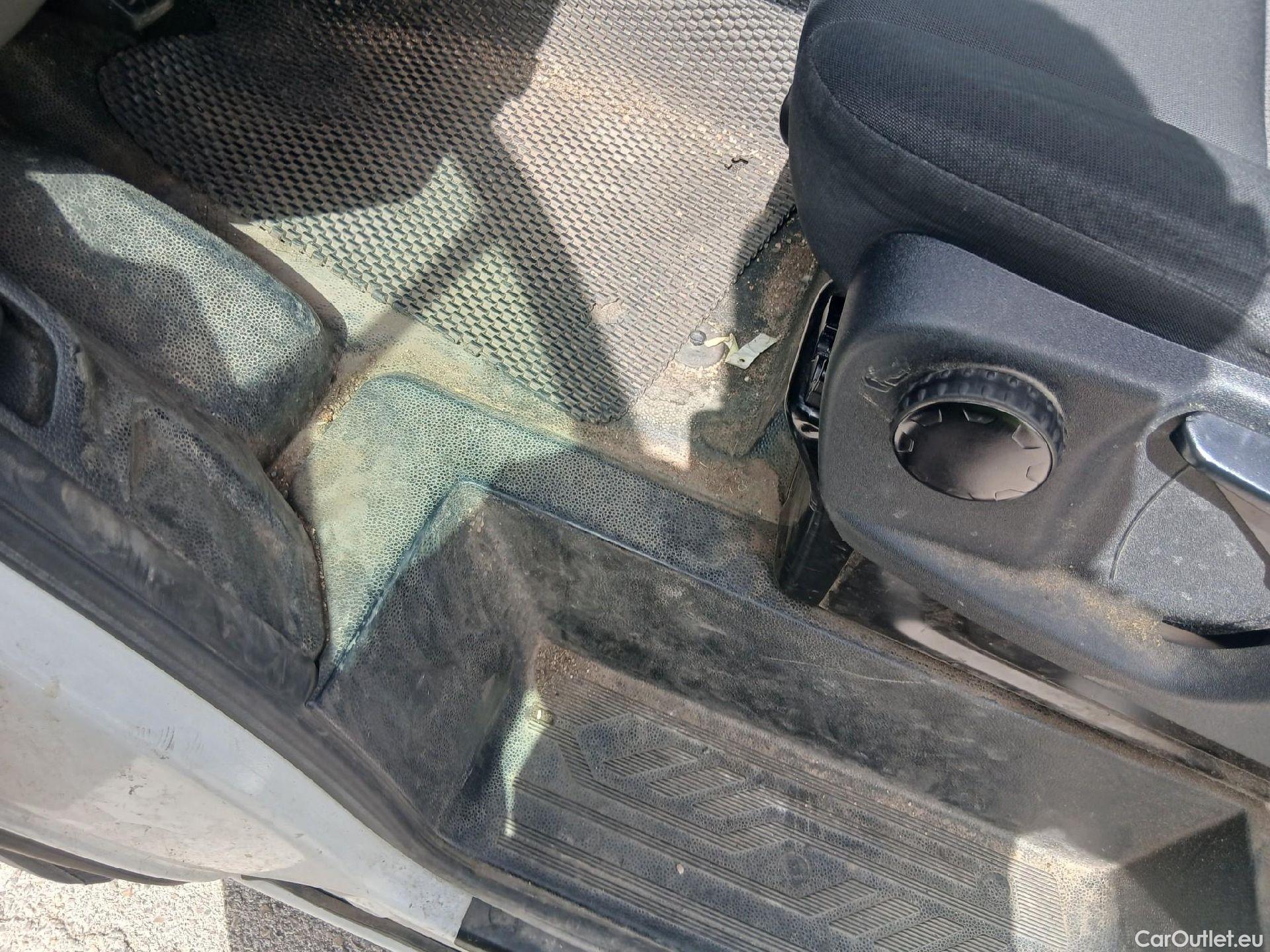  Ford  Transit FORD  Custom / 2012 / 4P / furgón Van 2.0 TDCI 77kW 300 L2 Ambiente #10