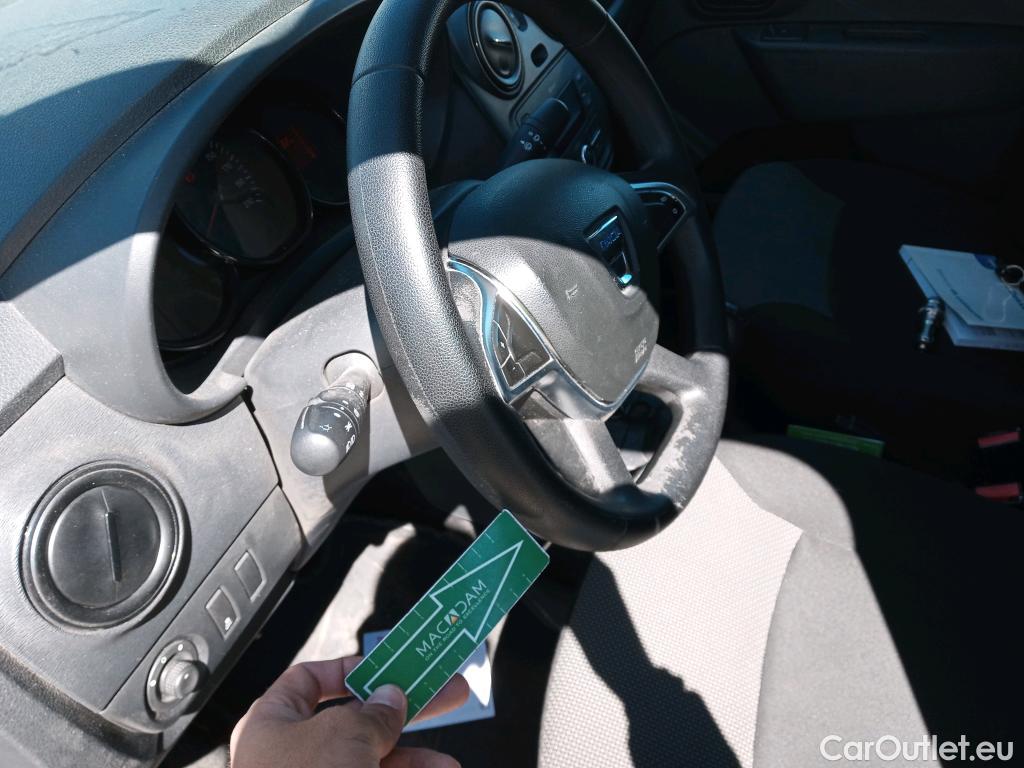  Dacia  Dokker DACIA  / 2013 / 4P / furgón derivado de turismo Essential 1.6 75kW (100CV) GLP #27