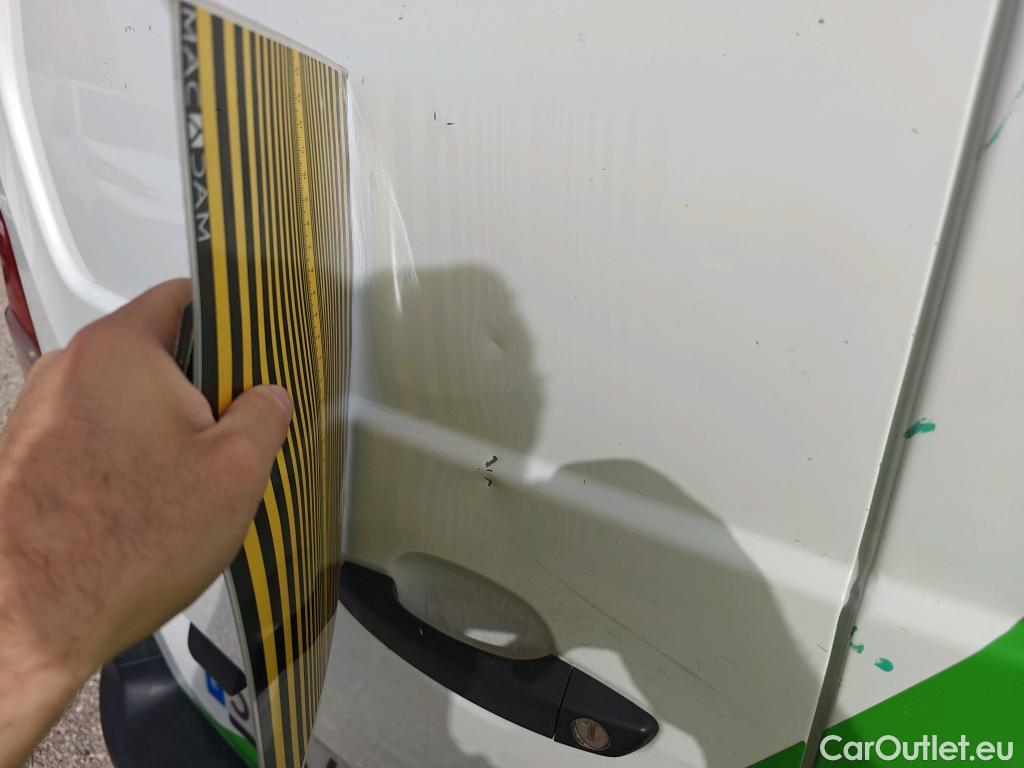  Peugeot  Partner PEUGEOT  / 2018 / 3P / furgón derivado de turismo Pro Standard 600kg BlueHDi 73kW (AC) #9