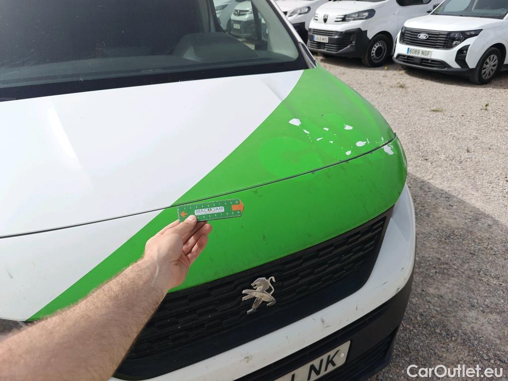  Peugeot  Partner PEUGEOT  / 2018 / 3P / furgón derivado de turismo Pro Standard 600kg BlueHDi 73kW (AC) #17