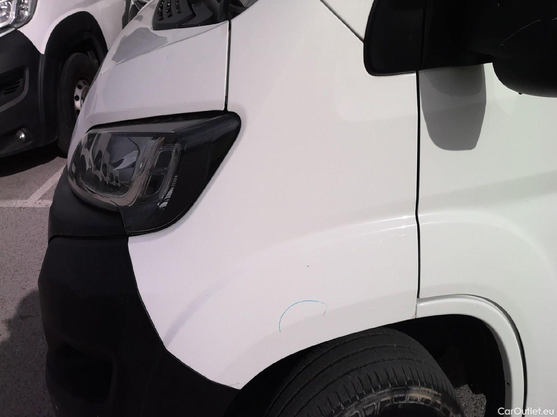  Peugeot  Boxer PEUGEOT  / 2014 / 4P / furgón 330 L1 H1 BHDI 88kW (120CV) S&S 6 Vel. M #22