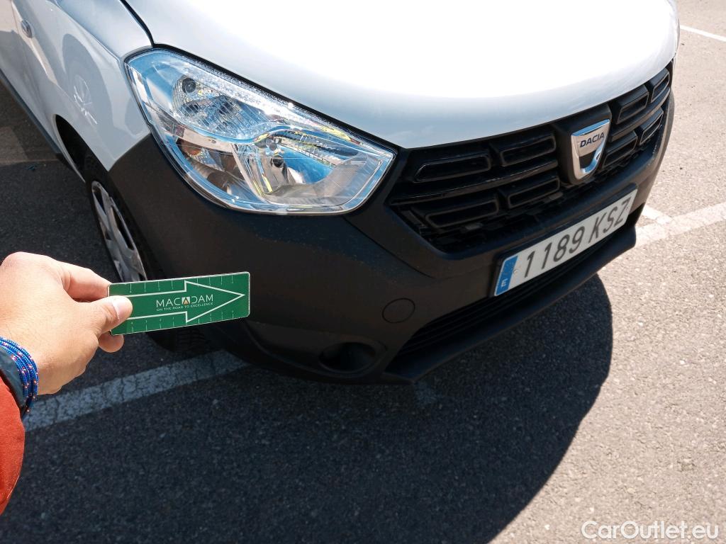  Dacia  Dokker DACIA  / 2013 / 4P / furgón derivado de turismo Essential 1.6 75kW (100CV) GLP #21