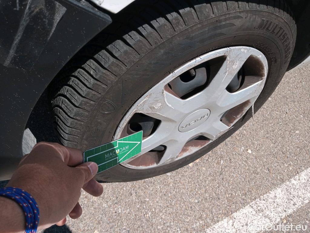  Dacia  Dokker DACIA  / 2013 / 4P / furgón derivado de turismo Essential 1.6 75kW (100CV) GLP #35